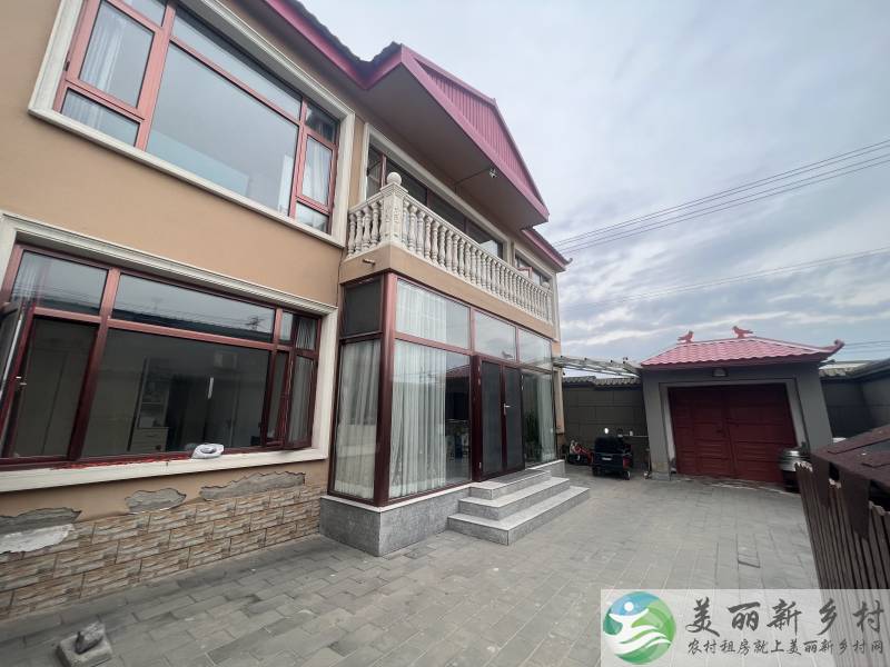 杨镇村边院子跨院大菜地