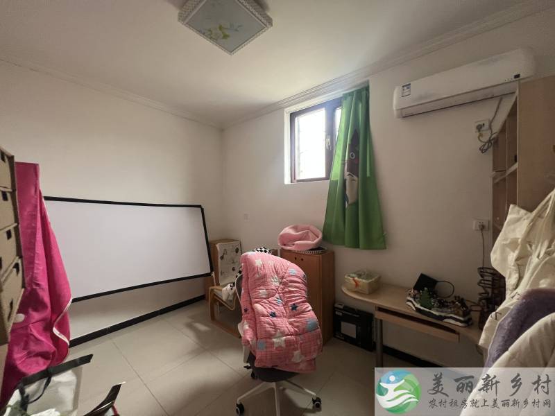 顺义李遂三室小院，车能进院独立电卡