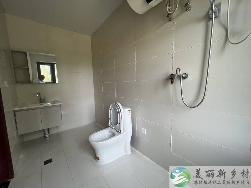 门口停车场，民水民电