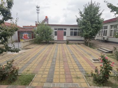 大興區龐各莊農村小院出租，房子多，臥室多，院里能種菜能進(jìn)車(chē)