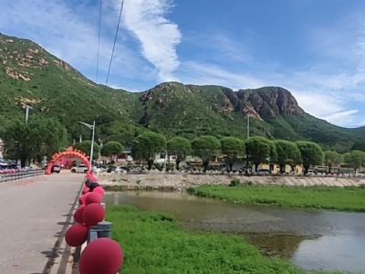 密云农村新房3亩大院出租-太师府3号靠山临河前后院花园果树菜园