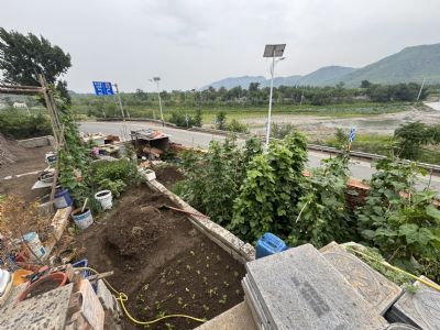 房山区青龙湖镇辛开口村房屋出租，依山傍水，有菜园