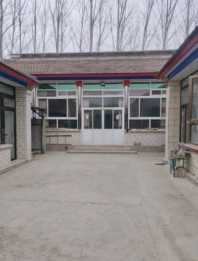 北京市順義區龍灣屯鎮南塢村整院出租