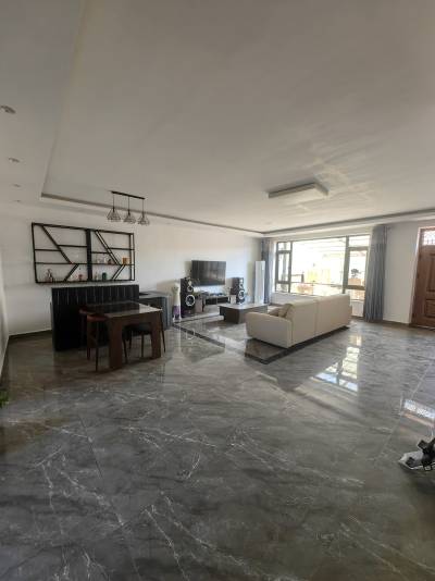 北京通州永樂店東河村宅基地房出租（精裝修帶全套家具家電，有院子）