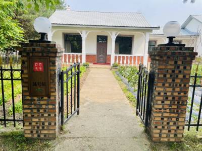 嶺居氧驛民宿