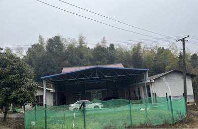 長沙市開福區撈刀河鎮羅漢莊村委房屋出租