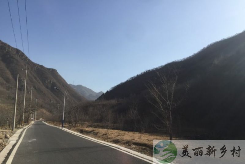 北京市 昌平区 东水峪村 十三陵附近 三合院出租（含宅基地使用权）