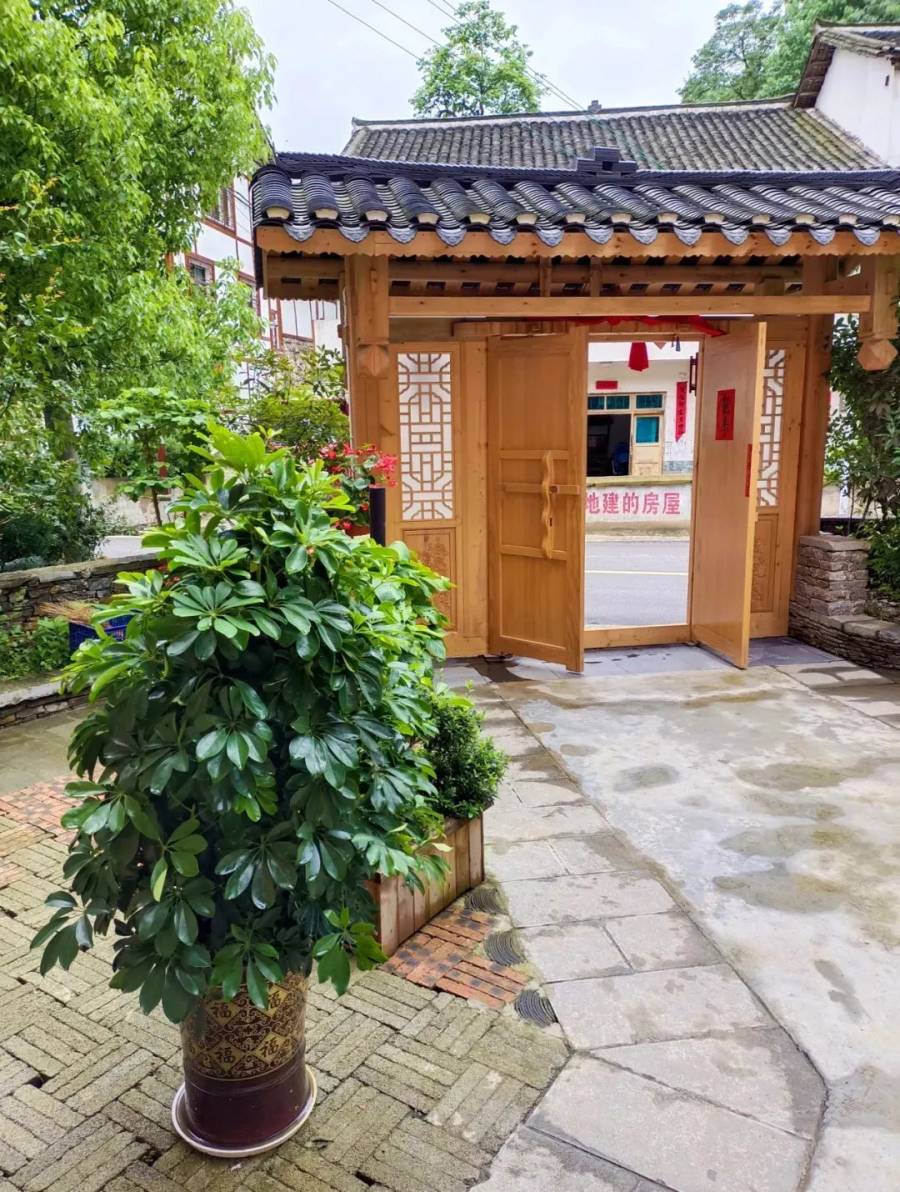 贵州省贵阳市700平精致小院出租.jpg
