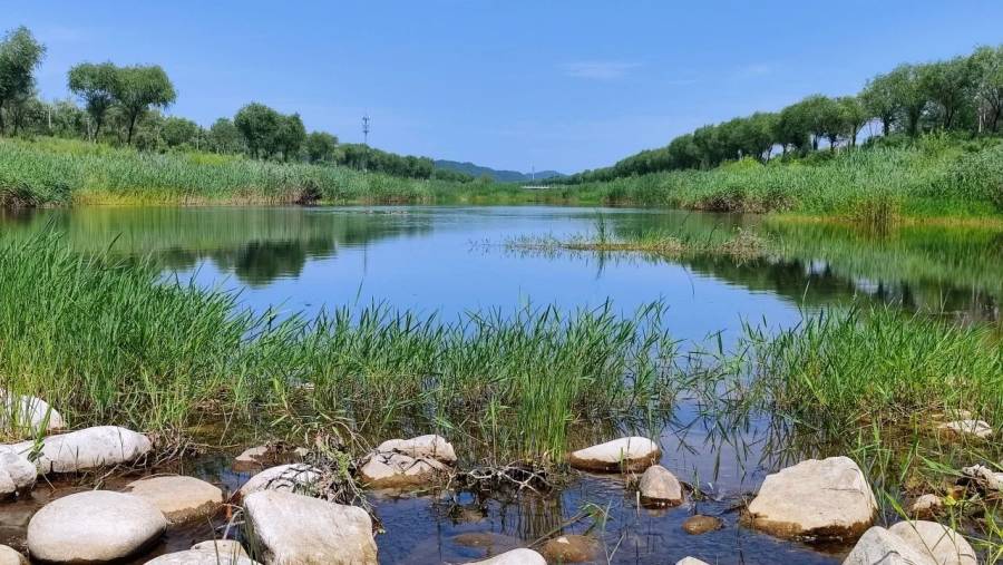 密云水库岸边邻水观湖山水农村小院出租.jpg