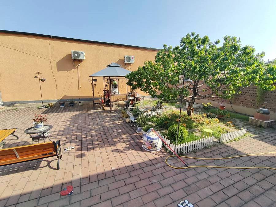 北京昌平临街精装农村院子出租